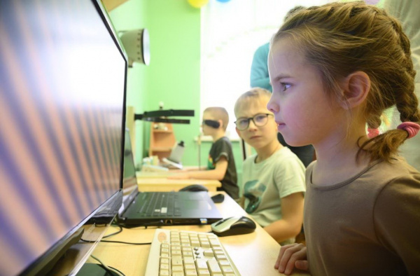 Северсталь выделила 1,7 млн руб. на закупку оборудования для лечения детей с нарушениями зрения