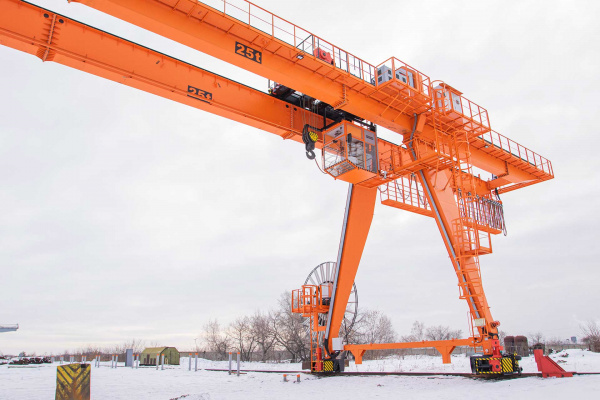 На Синарском ТЗ обновляют подъемное оборудование