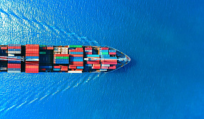 CMA CGM вводит экстренную топливную надбавку на морские и наземные перевозки