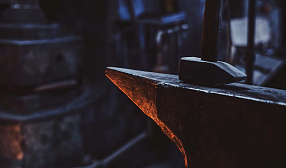 Tokyo Steel удерживает цены на сталь 