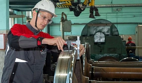 «ОМК Стальной путь» и РЖД будут вместе повышать уровень безопасности на железной дороге