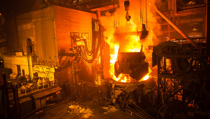 Алюминий подорожал до 3450 долларов за тонну на фоне атак на заводы в регионе